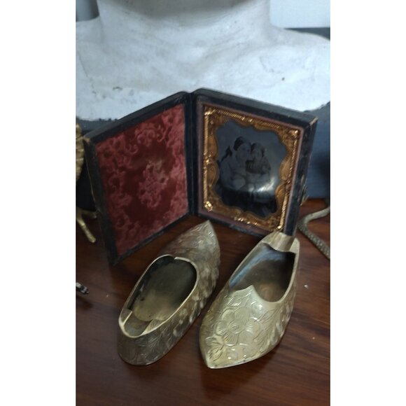 Set Of Vintage Brass Asian Slippers | Etched | Shelf Decor - Picture 3 of 10